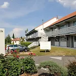 Hotel Campanile Nature - Ferrand Le Brezet