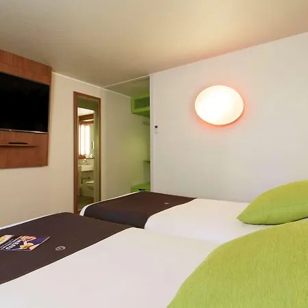 Campanile Nature - Ferrand Le Brezet Отель 3*