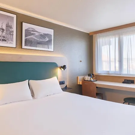 Campanile Nature - Ferrand Le Brezet 3* Клермон-Ферран