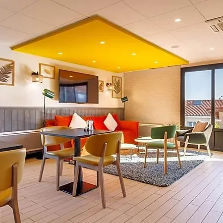 Campanile Nature - Ferrand Le Brezet 3* Клермон-Ферран