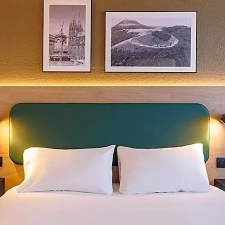 Отель Campanile Nature - Ferrand Le Brezet 3*
