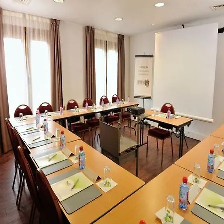 Ξενοδοχείο Campanile Ferrand - Le Brezet Κλερμόν Φεράν