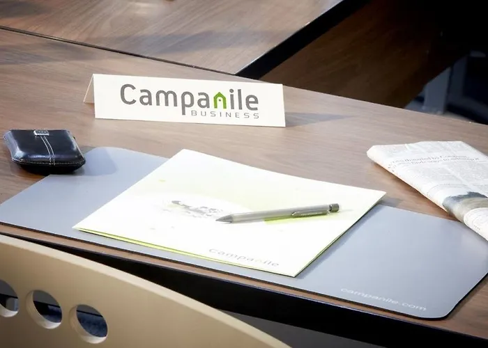 Hotel Campanile Nature - Ferrand Le Brezet 3*