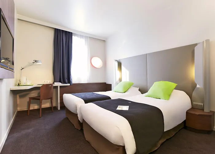 Campanile Nature - Ferrand Le Brezet Clermont-Ferrand