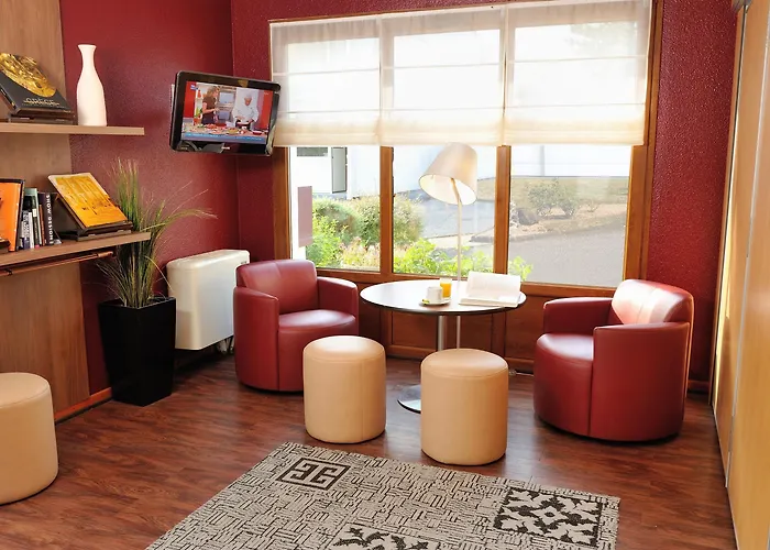 Otel Campanile Nature - Ferrand Le Brezet