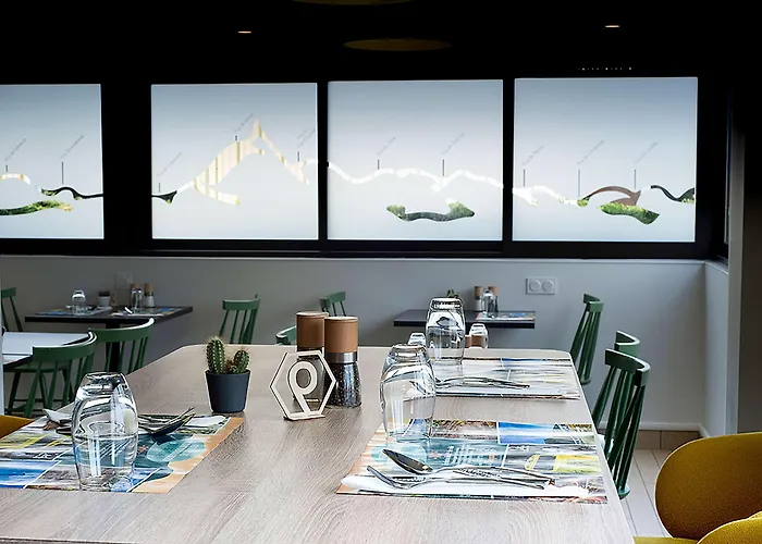 Campanile Nature - Ferrand Le Brezet Hotel 3*