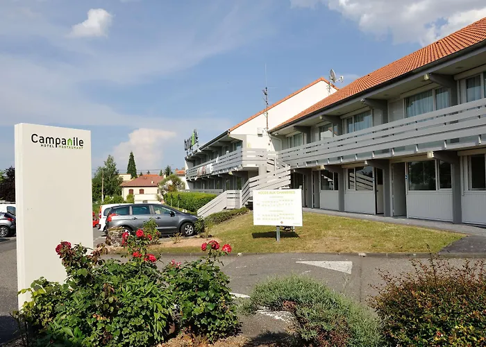 Otel Campanile Nature - Ferrand Le Brezet